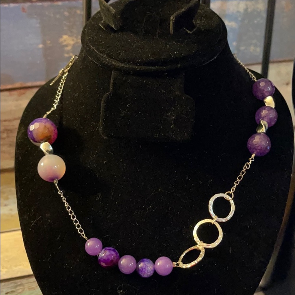 Costume jewelry amethyst stone chain necklace.5